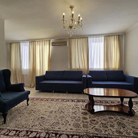 Yassy Hotel, Turkistan Zewnętrze zdjęcie