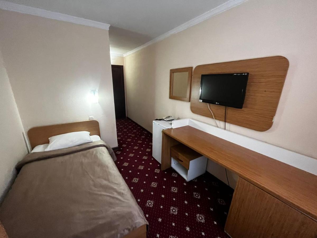 Yassy Hotel, Turkistan Zewnętrze zdjęcie