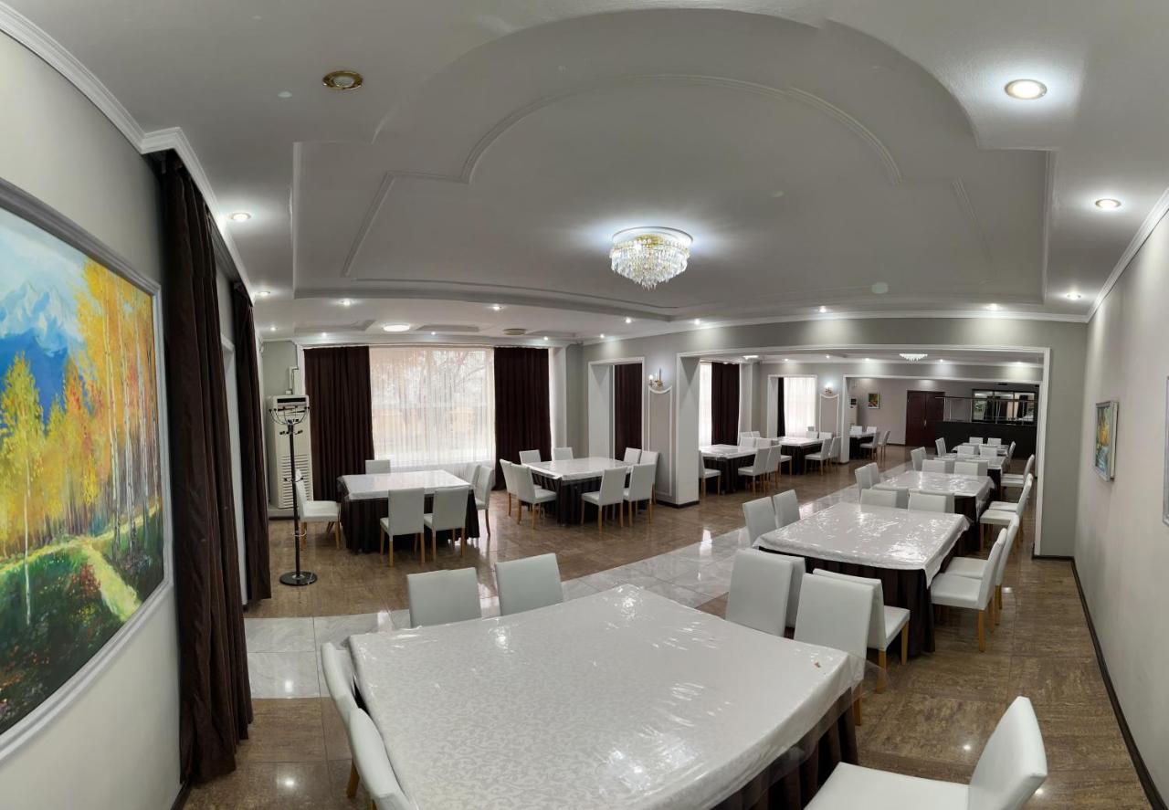 Yassy Hotel, Turkistan Zewnętrze zdjęcie