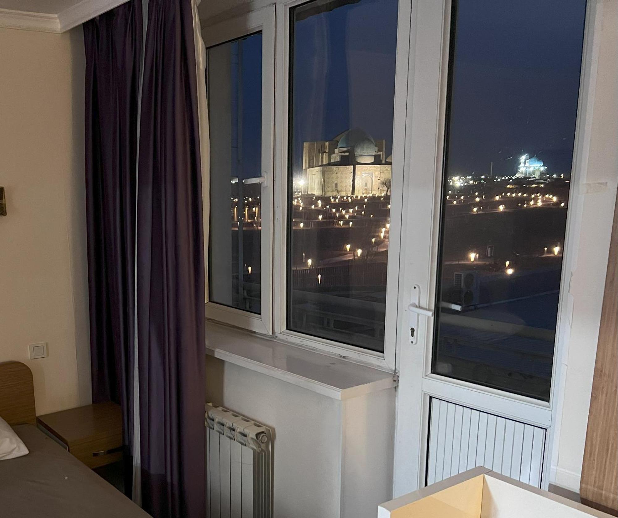 Yassy Hotel, Turkistan Zewnętrze zdjęcie