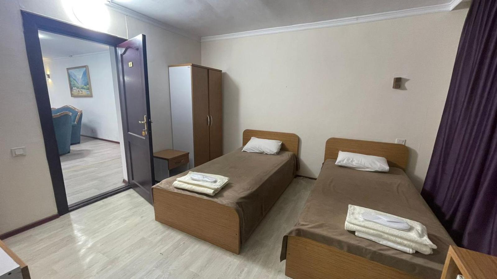 Yassy Hotel, Turkistan Zewnętrze zdjęcie