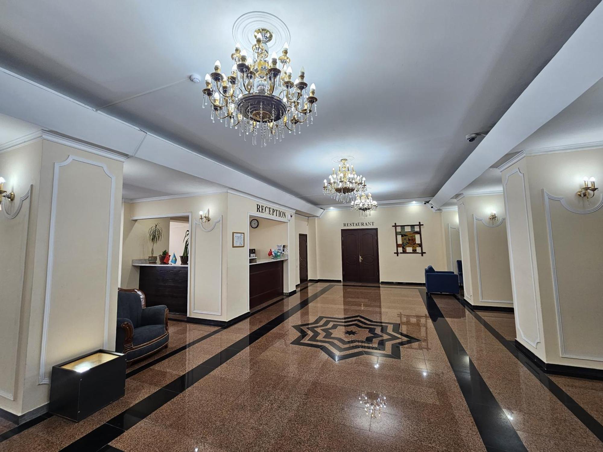 Yassy Hotel, Turkistan Zewnętrze zdjęcie