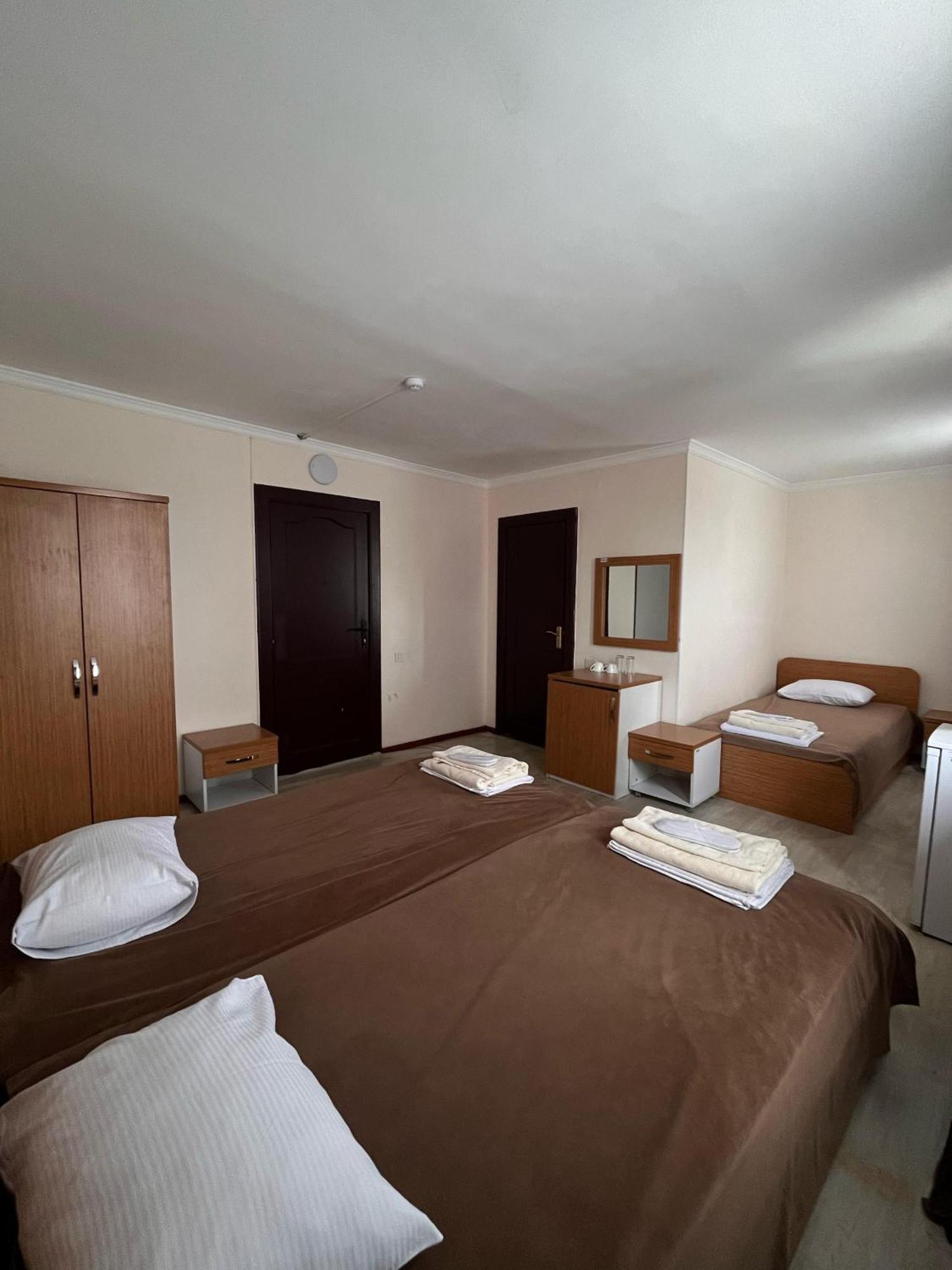 Yassy Hotel, Turkistan Zewnętrze zdjęcie