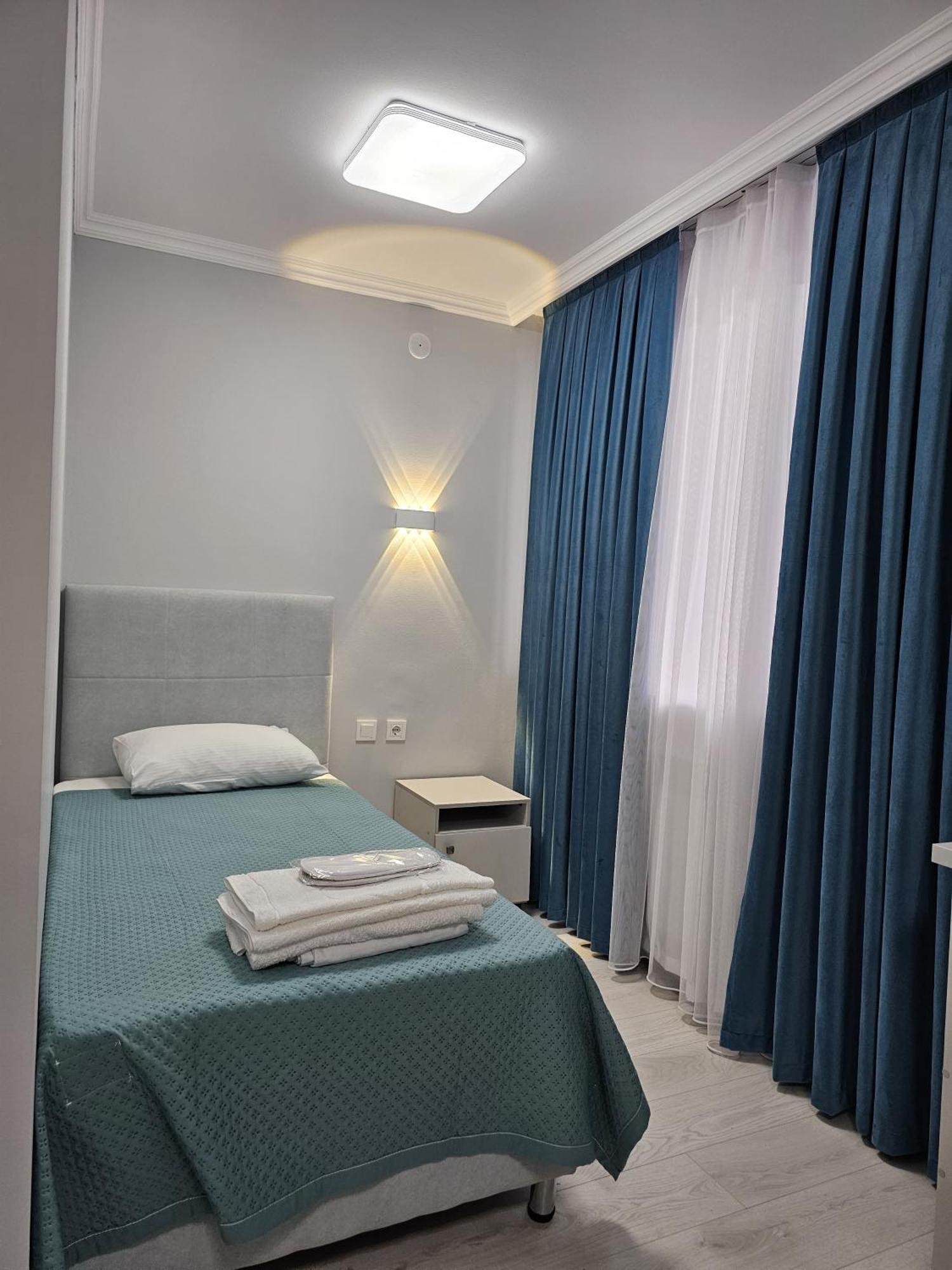 Yassy Hotel, Turkistan Zewnętrze zdjęcie